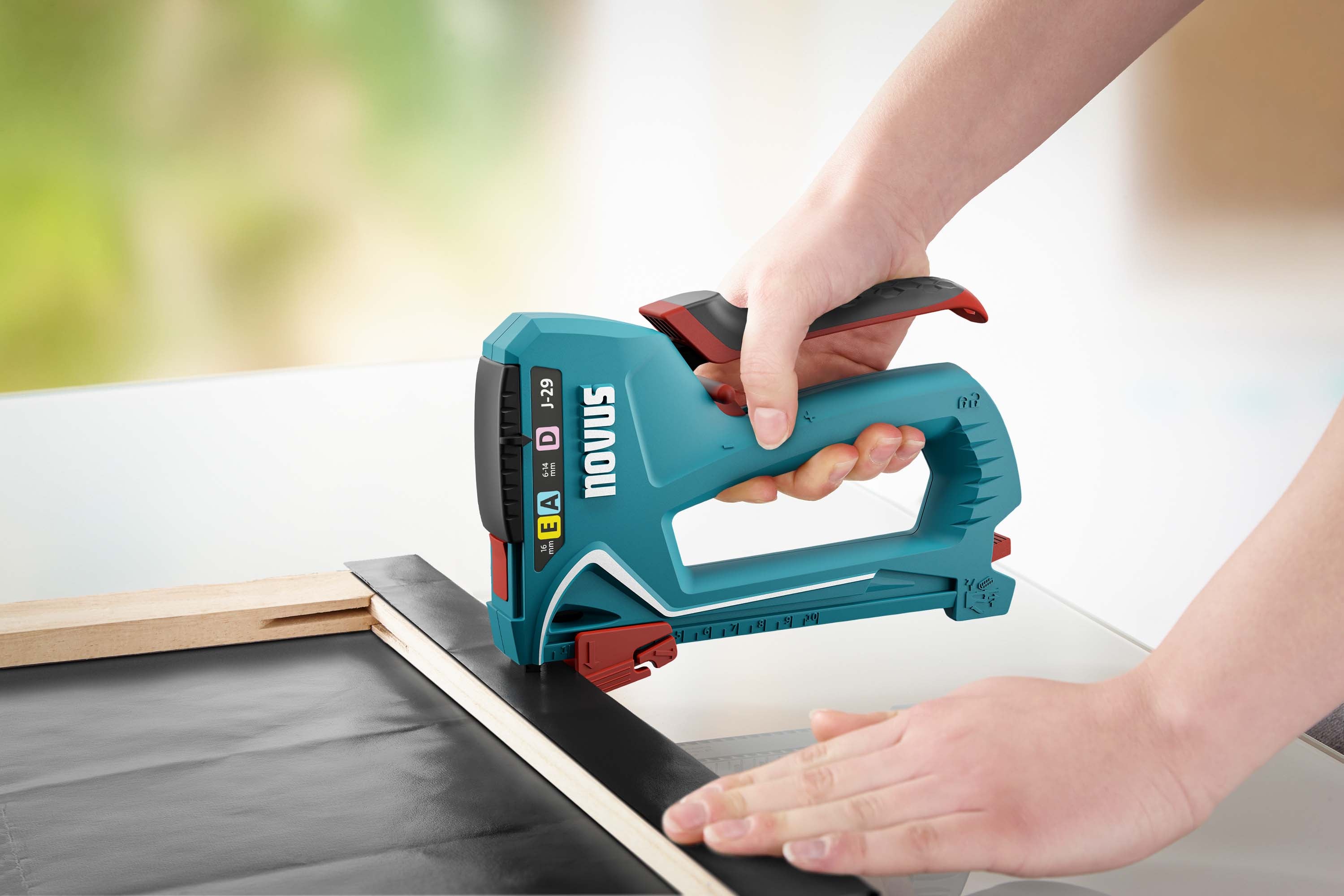 Novus Handtacker J-29