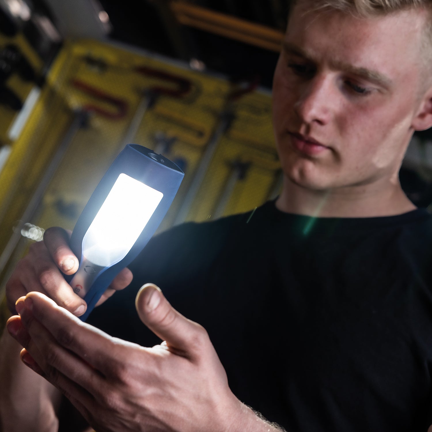 Scangrip LED-Handlamp MAG PRO 600lm - inclusief draadloze oplader