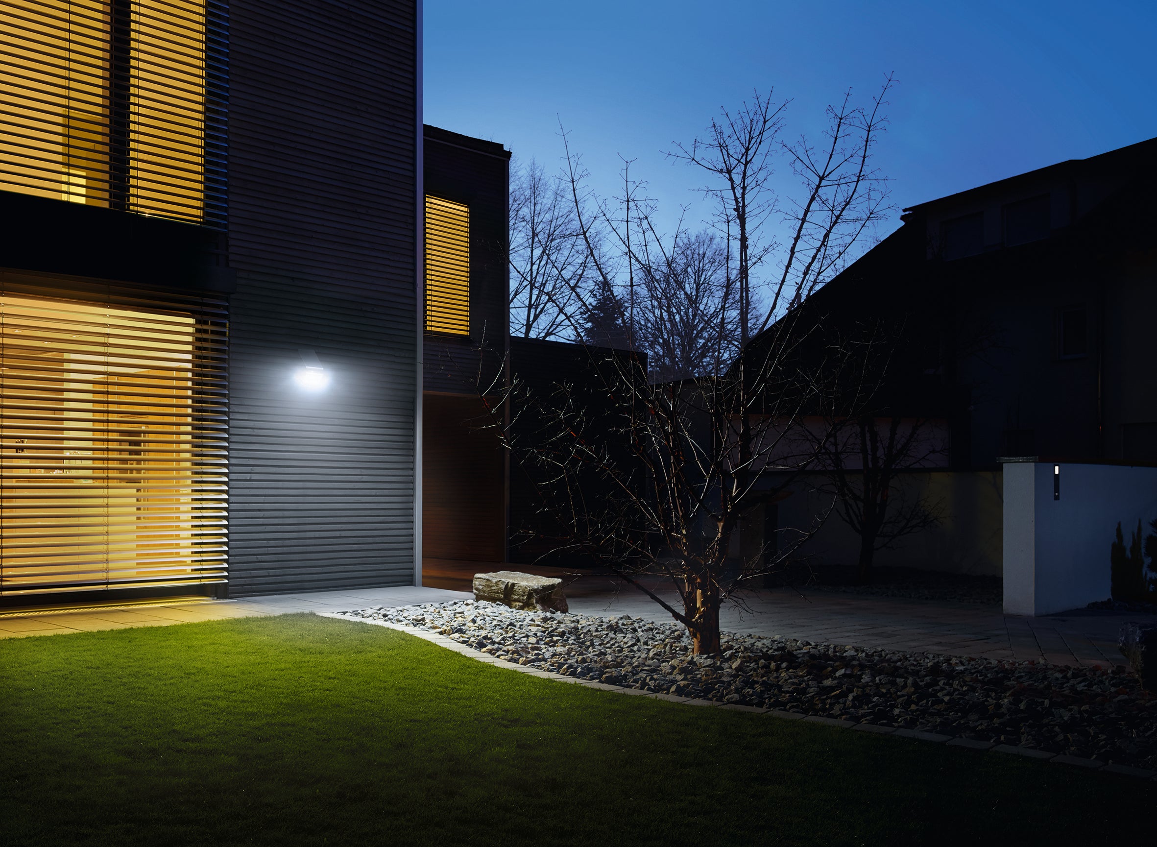 Steinel LED-sensorlamp XSolar L-S wit