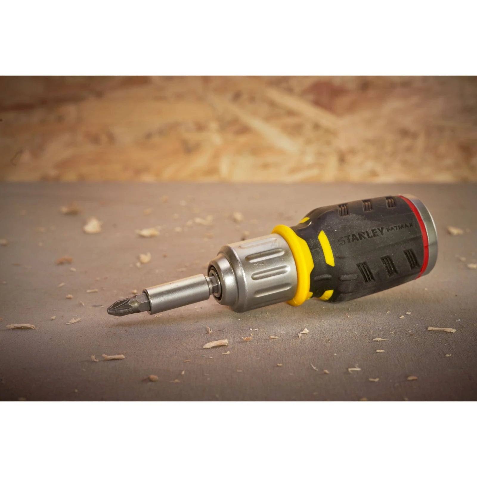 Stanley FatMax Ratelschroevendraaier Stubby (incl. 6 bits)