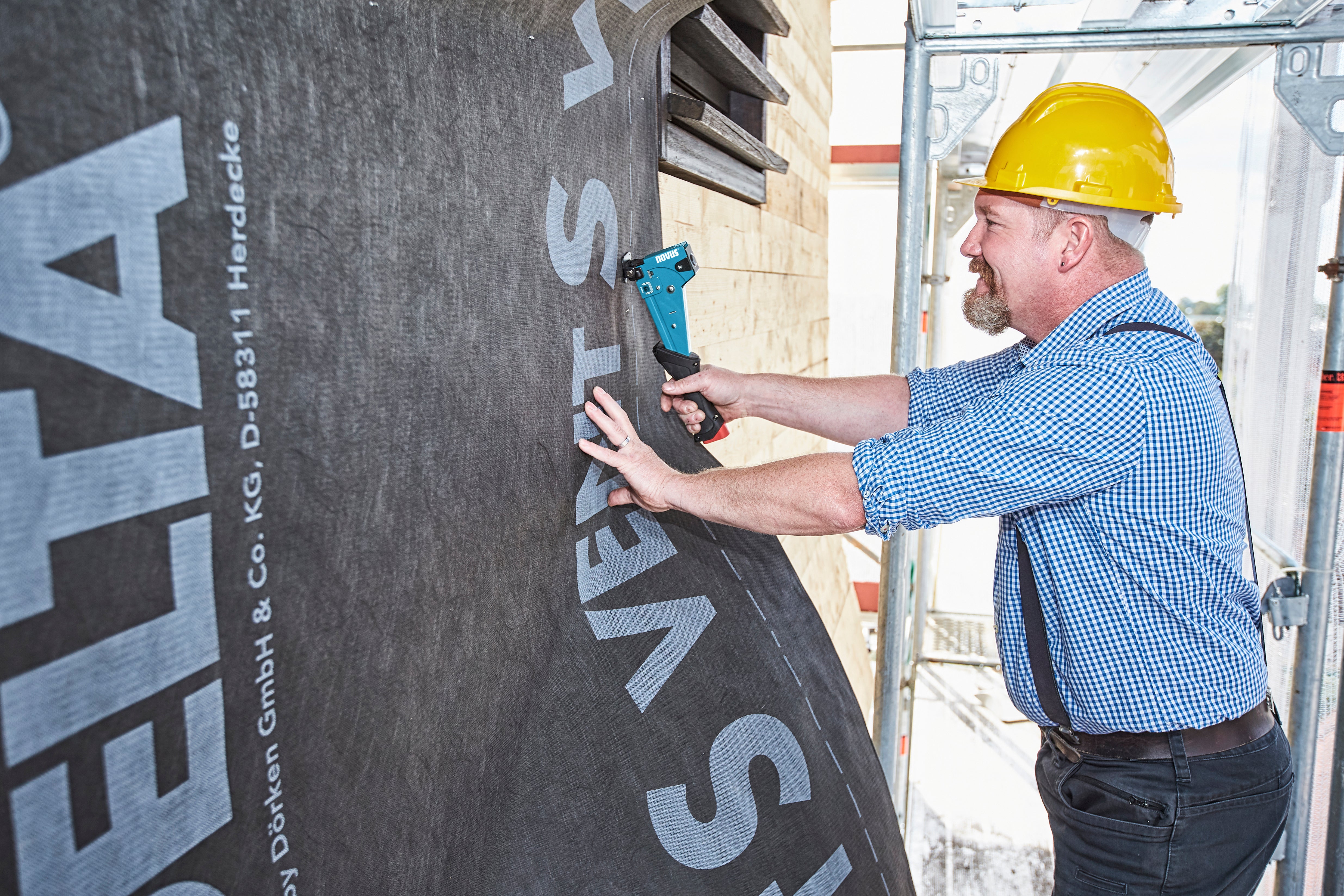 Novus Hamertacker J-055