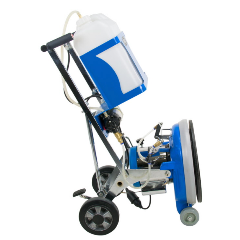 17 inch 1100Watt Boen en schrobmachine met actieve achterwielen & elektrisch sproeisysteem SP5001