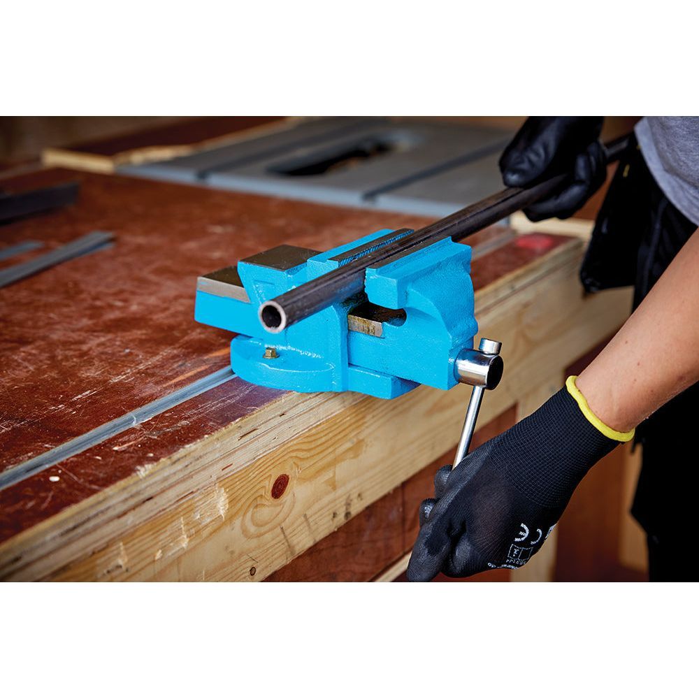 Silverline - Bankschroef, 100 mm (4") Kaak capaciteit 100 mm, 4,5 kg