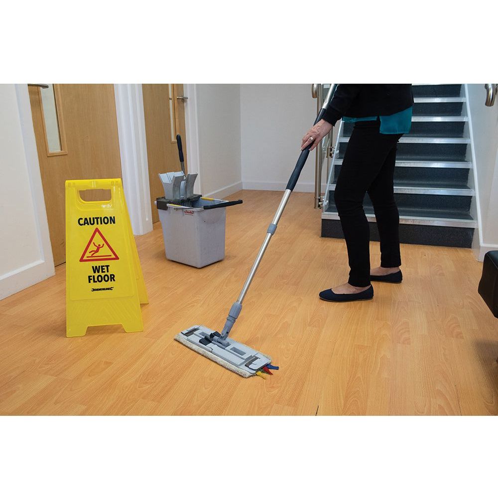 Silverline - Waarschuwingbord "Natte Vloer" in "A"-vorm 295 x 610 mm, in het Engels