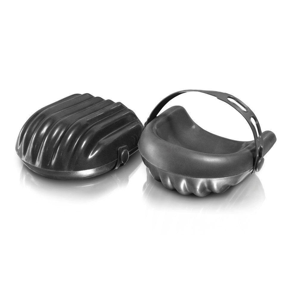Rubber knee protector with fixing belt