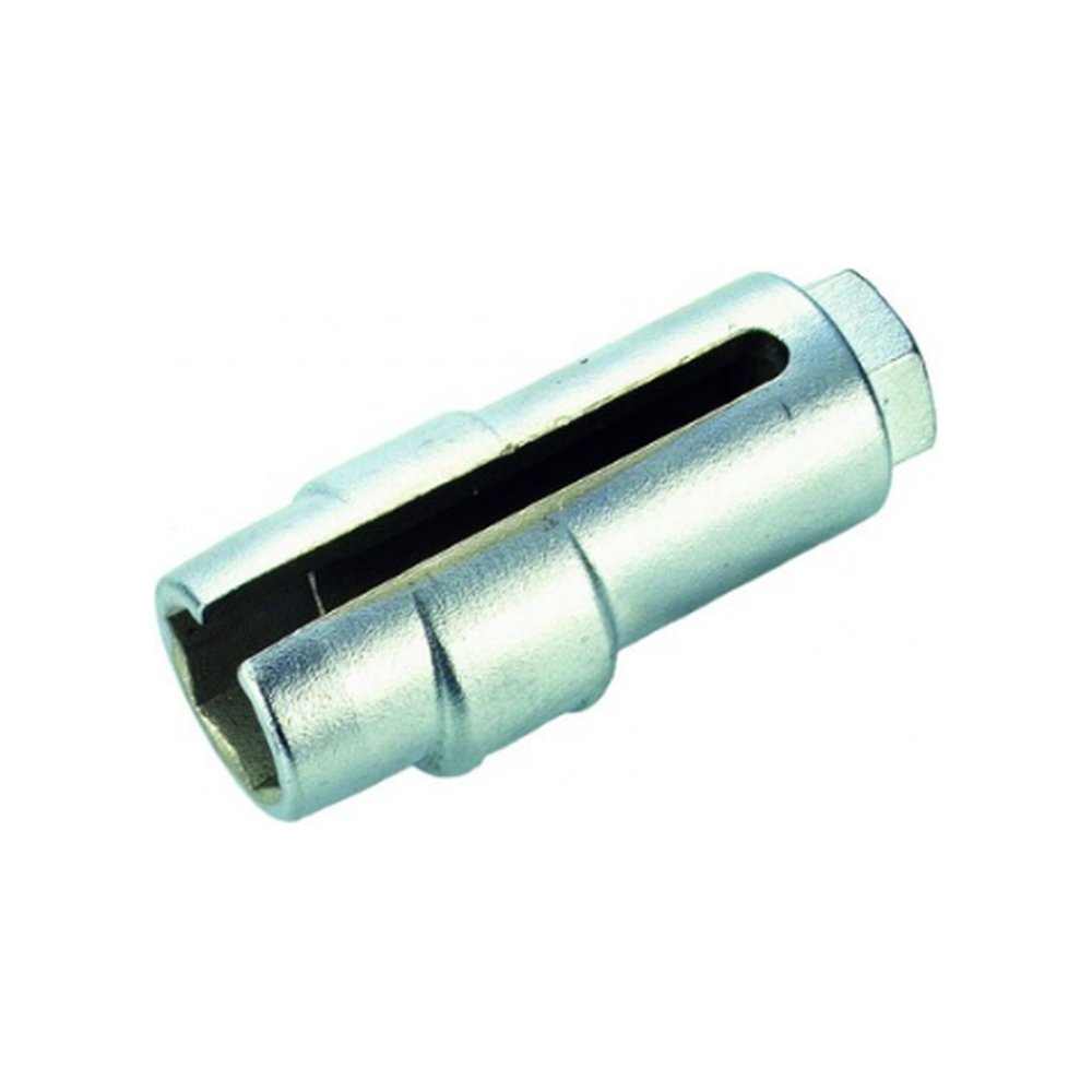 Universal oxygen sensor socket